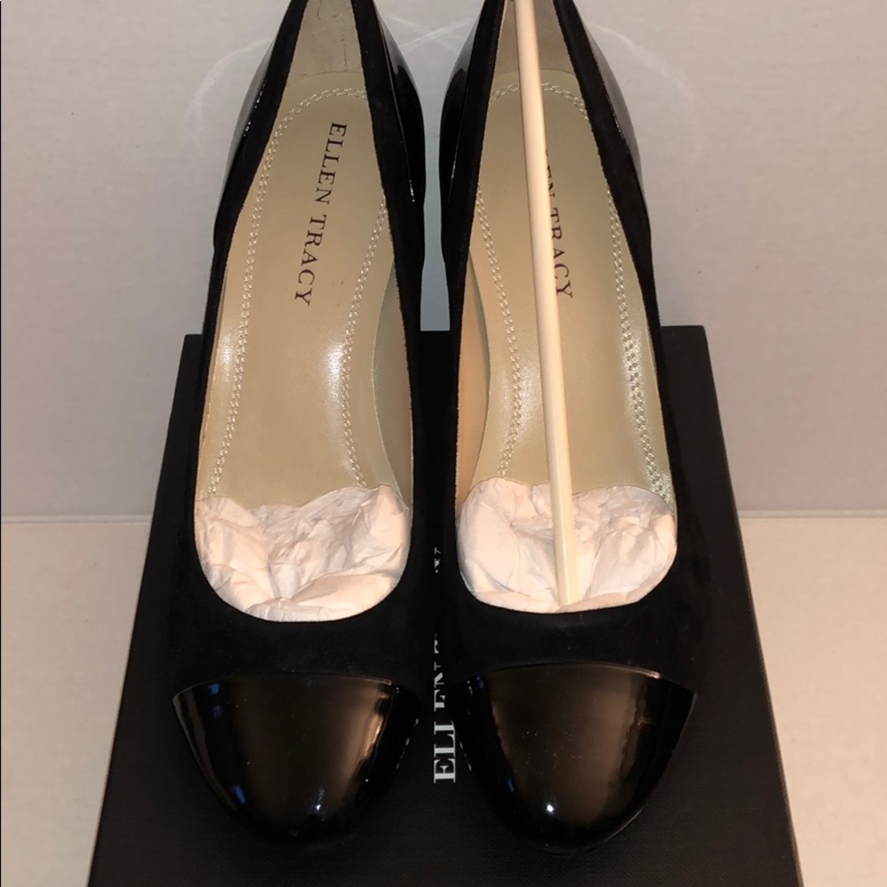 NWT Ellen Tracy Black Amber Heels, Size 8